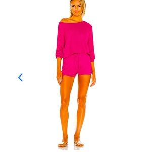 NWT Friends and Lovers Kait Blouson Sweater and Shorts Pink Size Medium Set